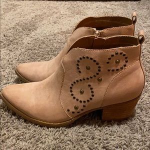 Miim - Pink heeled Cowgirl Booties size 8